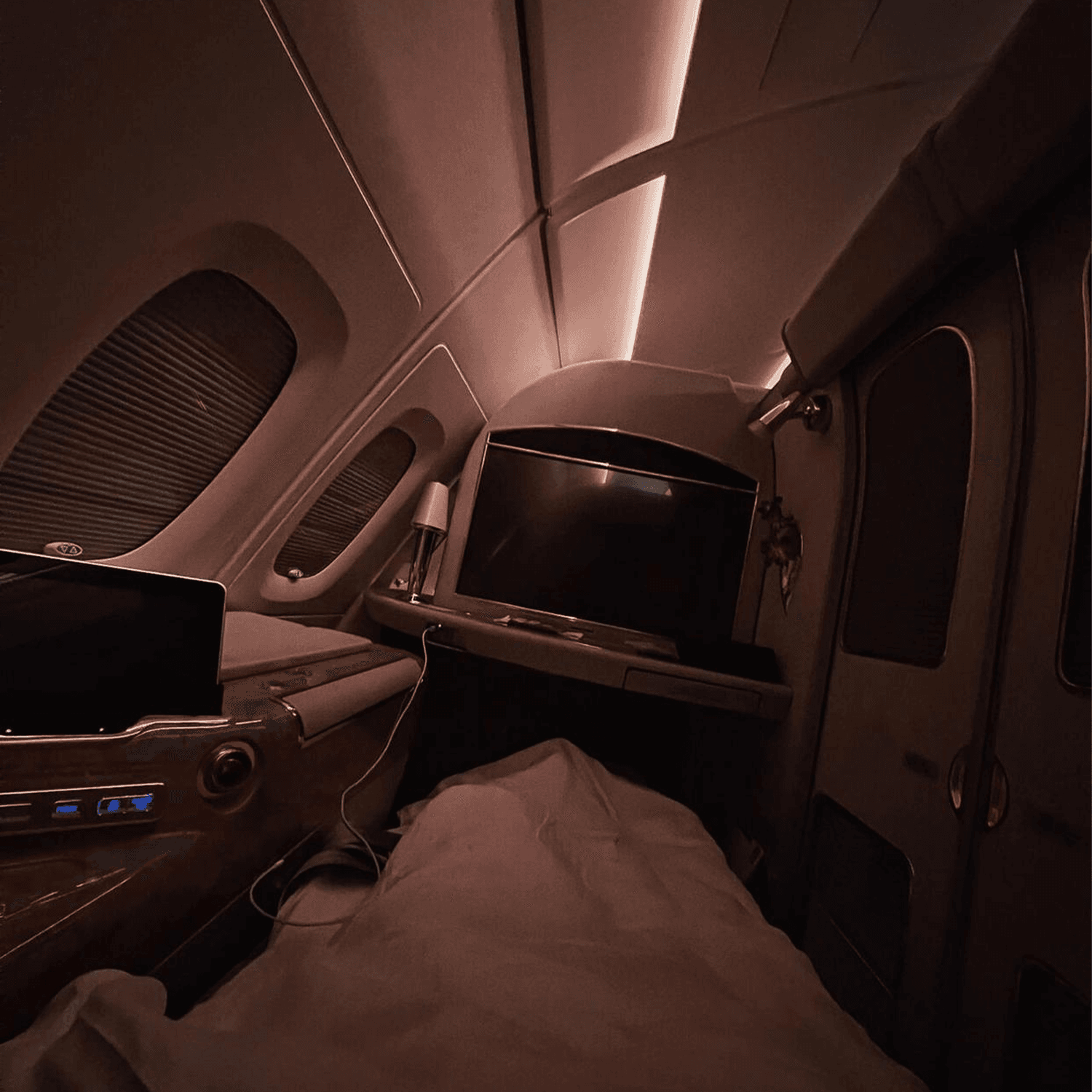 Emirates Business Class