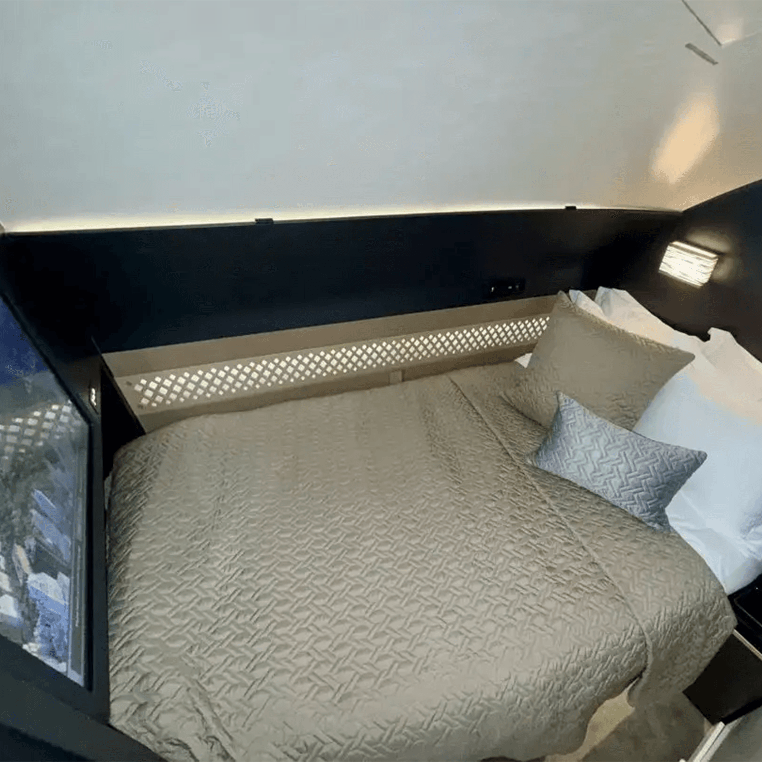 Etihad Business Class